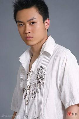 杨紫茳