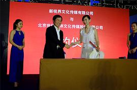 李霞