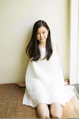 山口麻友