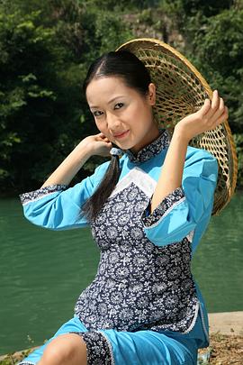 钟雯