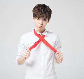 侯明昊