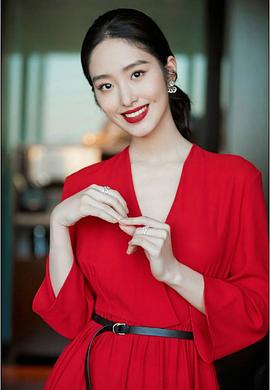 杨采钰