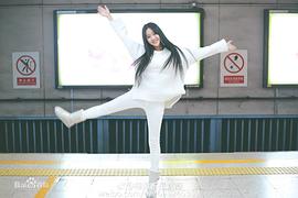 王梓薇