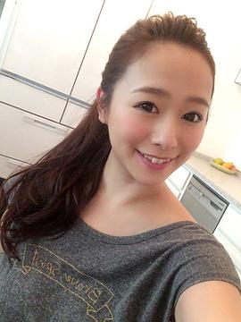 白石茉莉奈