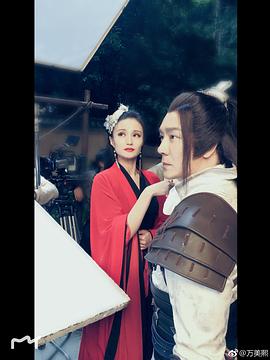 万美汐