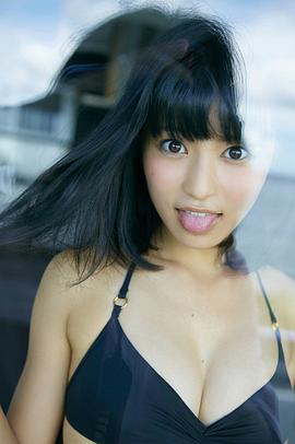 小岛瑠璃子