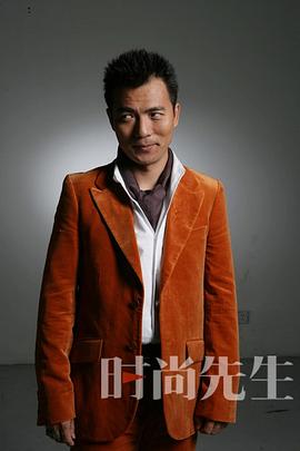 黄健翔