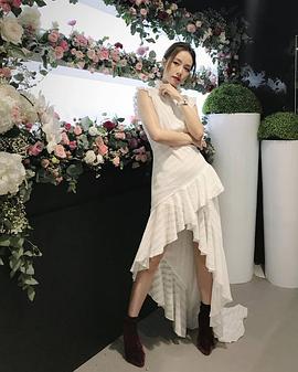 邓丽欣
