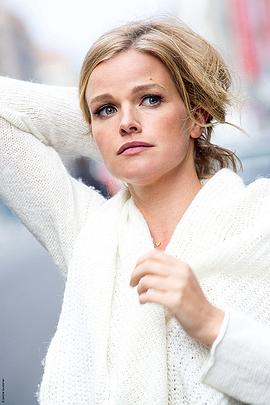 Mira Bartuschek