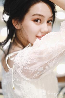 李思彤
