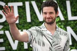 本·巴恩斯