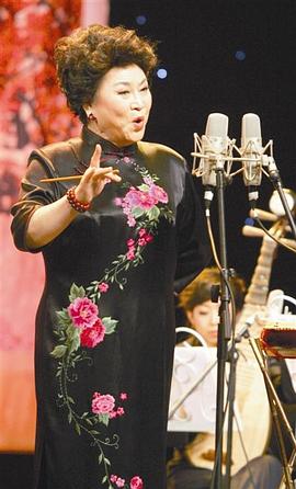 刘兰芳