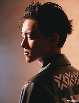 晏紫东