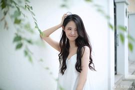 董颜