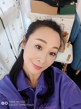 毋黎丽
