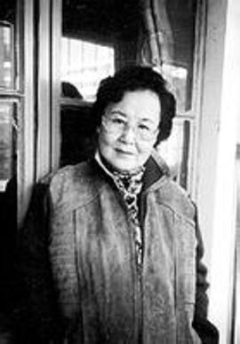 吕恩