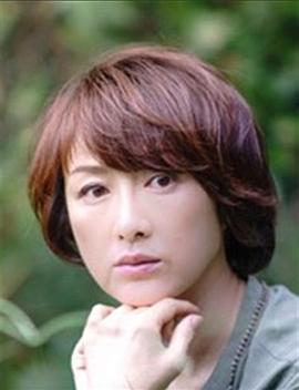 赤间麻里子