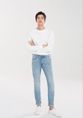 黄俊之