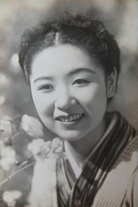 田中绢代
