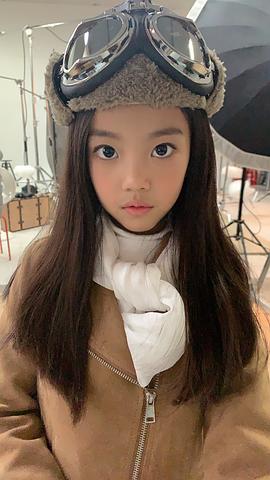 李依蒙