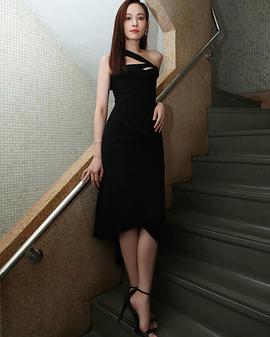 姚以缇
