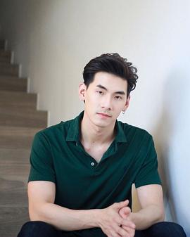 塔纳科恩·库尔贾拉松巴特