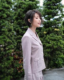 连诗雅