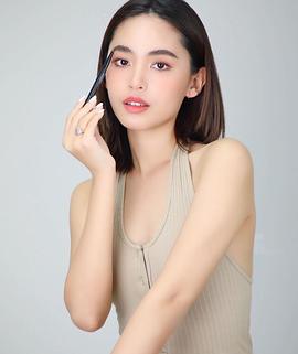 永瓦蕾·安尼柏尔