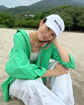 张曦雯