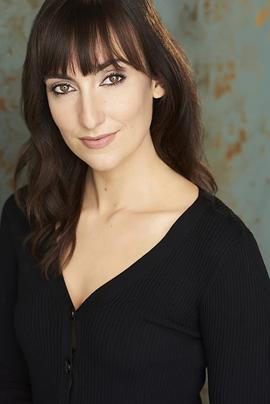 Julia Manis