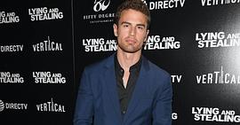 西奥·詹姆斯