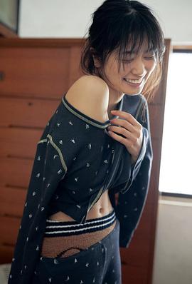 丹生明里