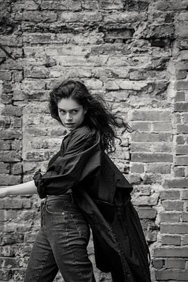 Leona Sklenickova