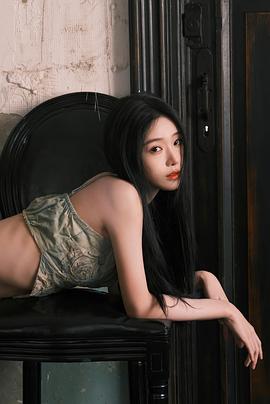 侯懿格