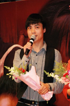 杨斌