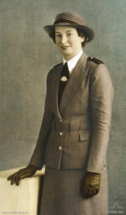 Vivian Bullwinkel Statham