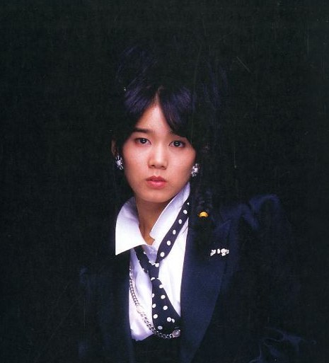 山本奈津子