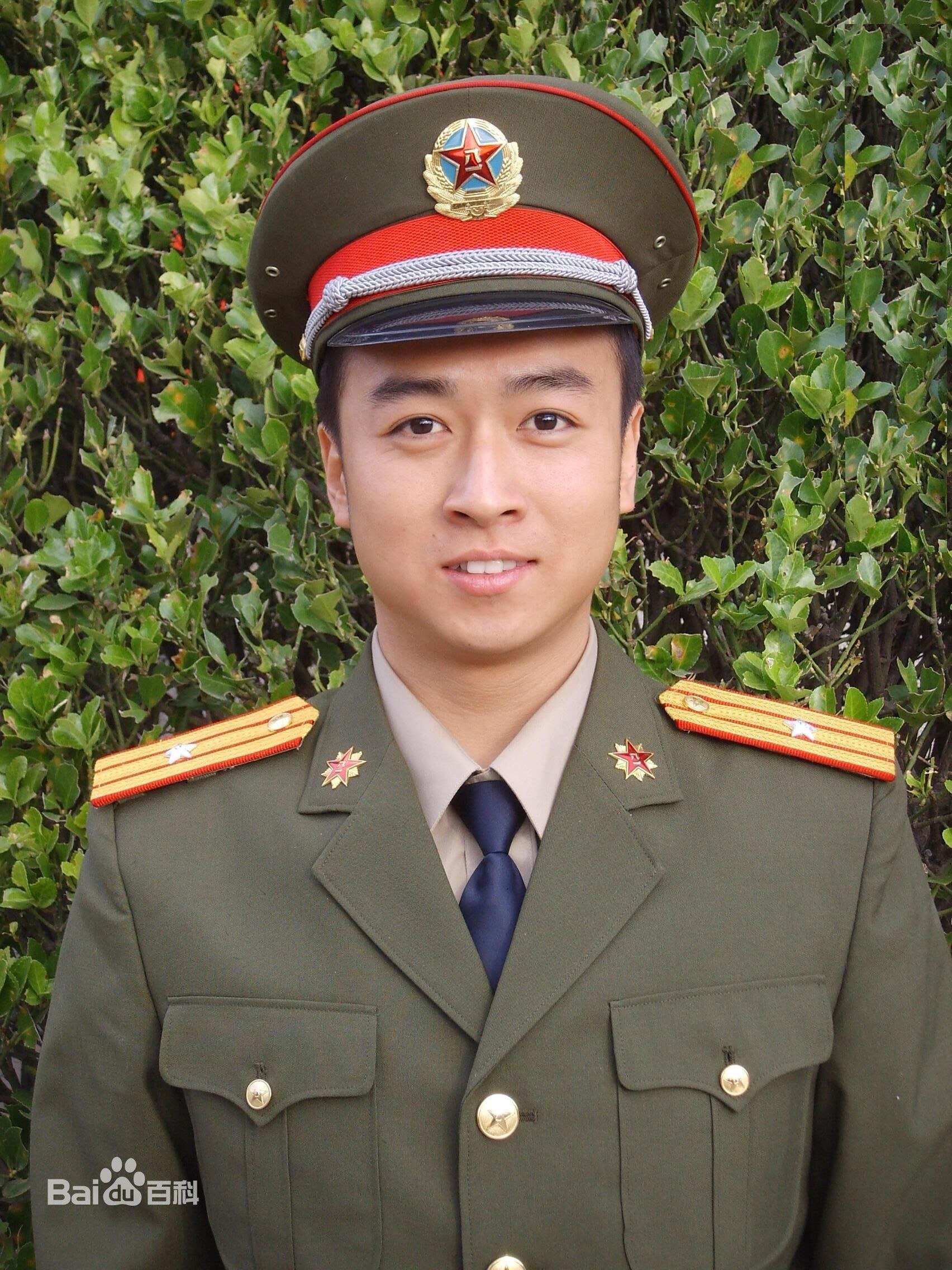 李阳