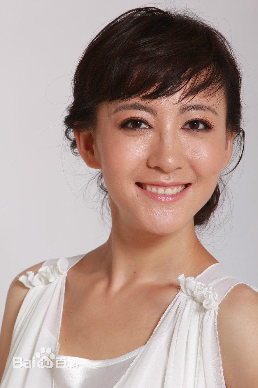 郭佳