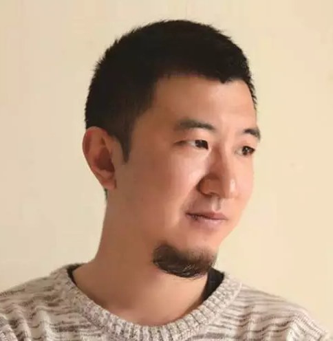 张萌