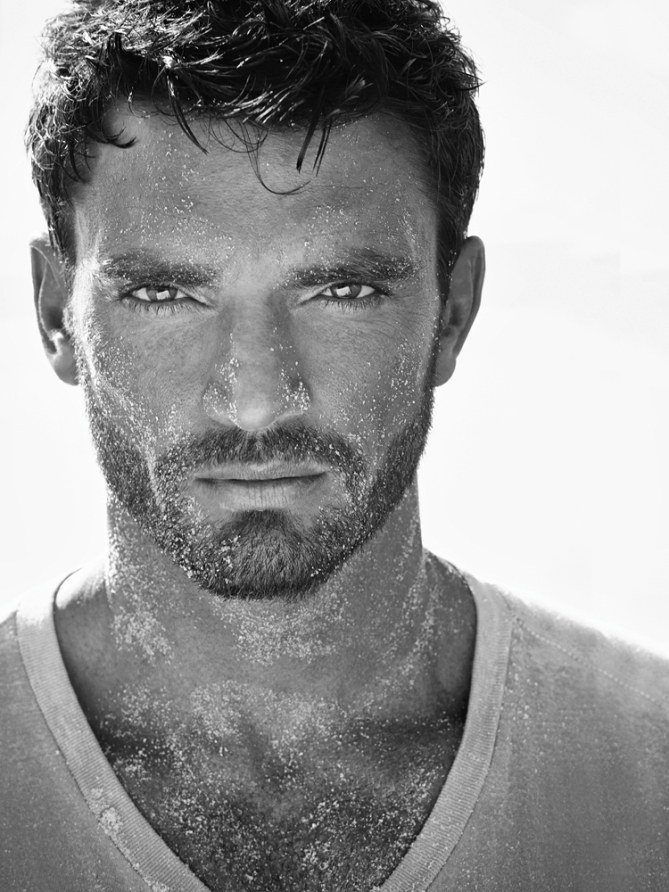 Julián Gil