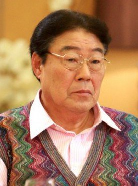 金成謙