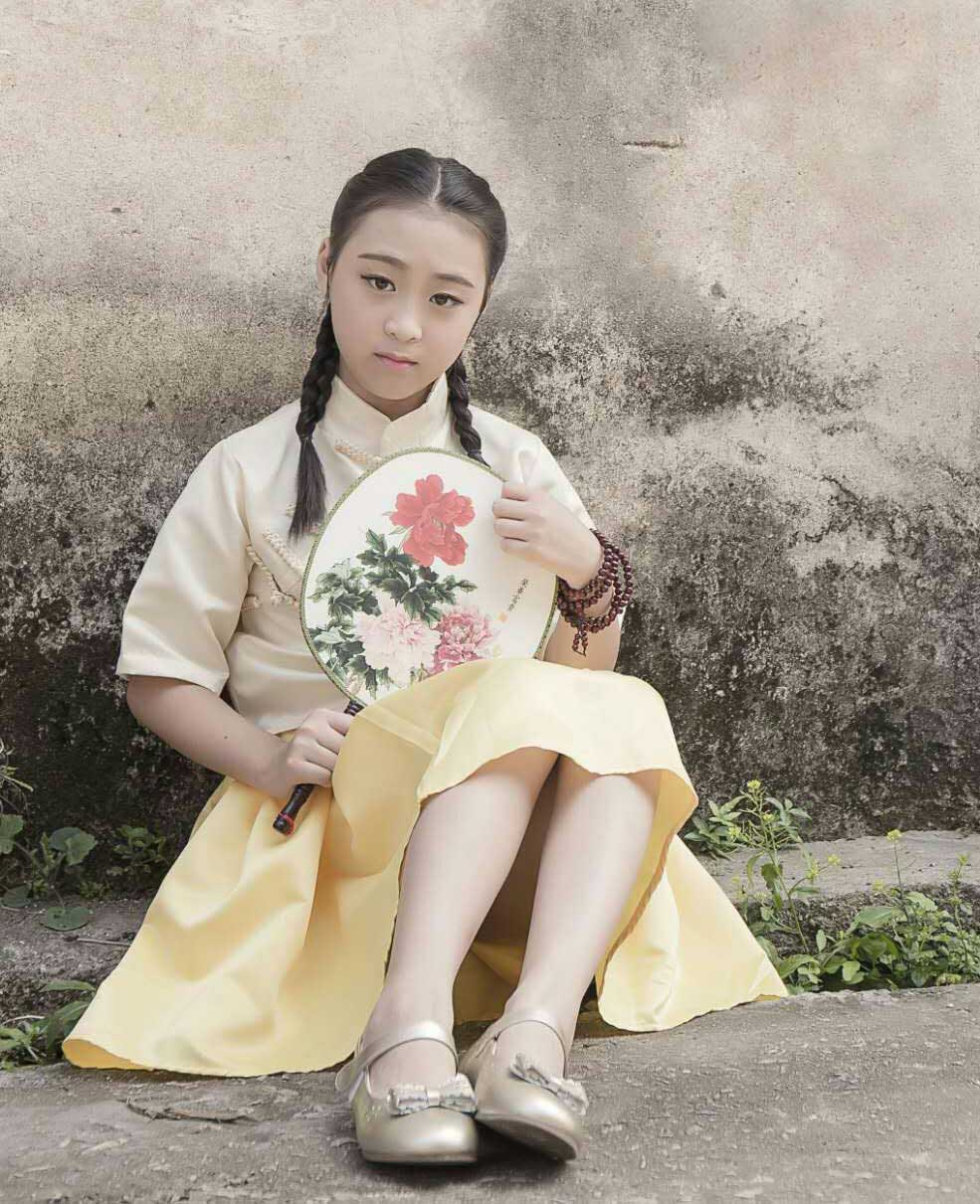 邹馥莲
