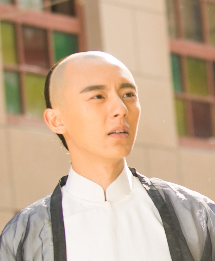 何为