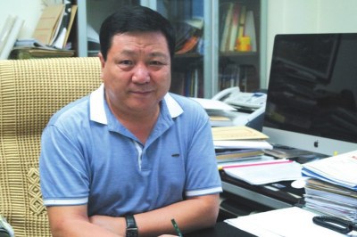陆金龙