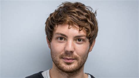 Simon Mayhew-Archer