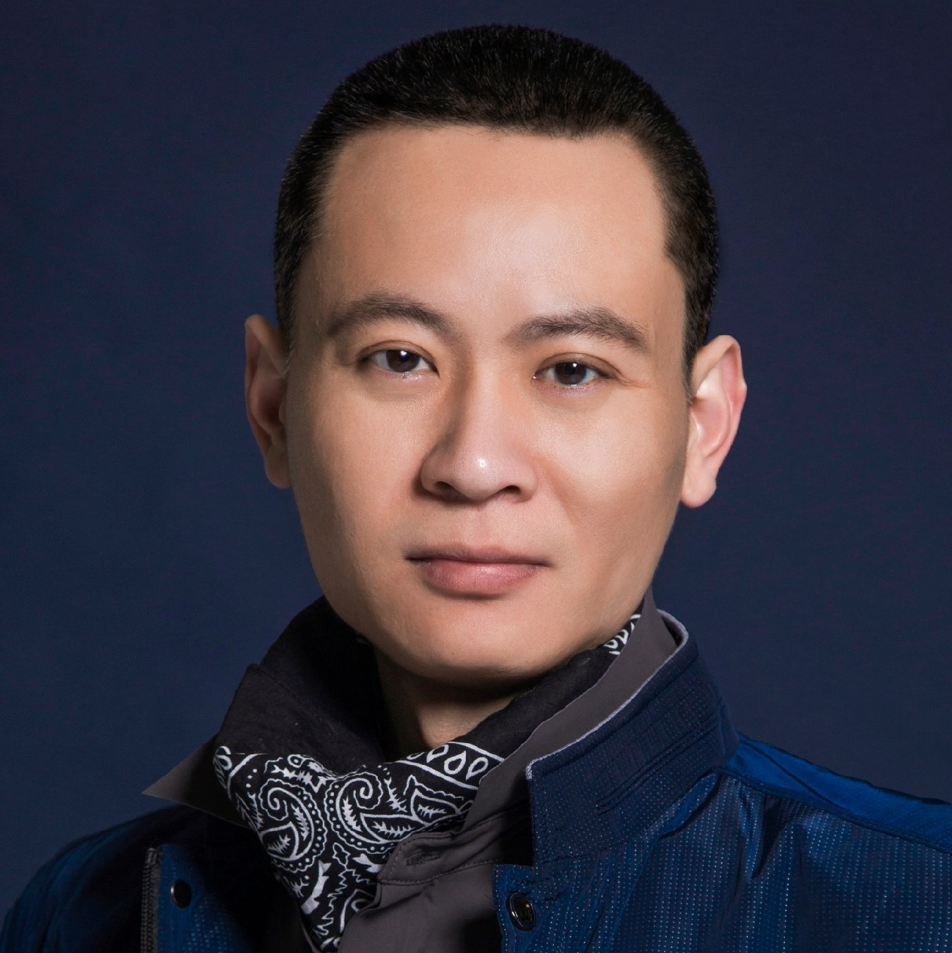 李名