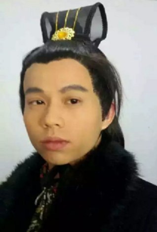 刘艺