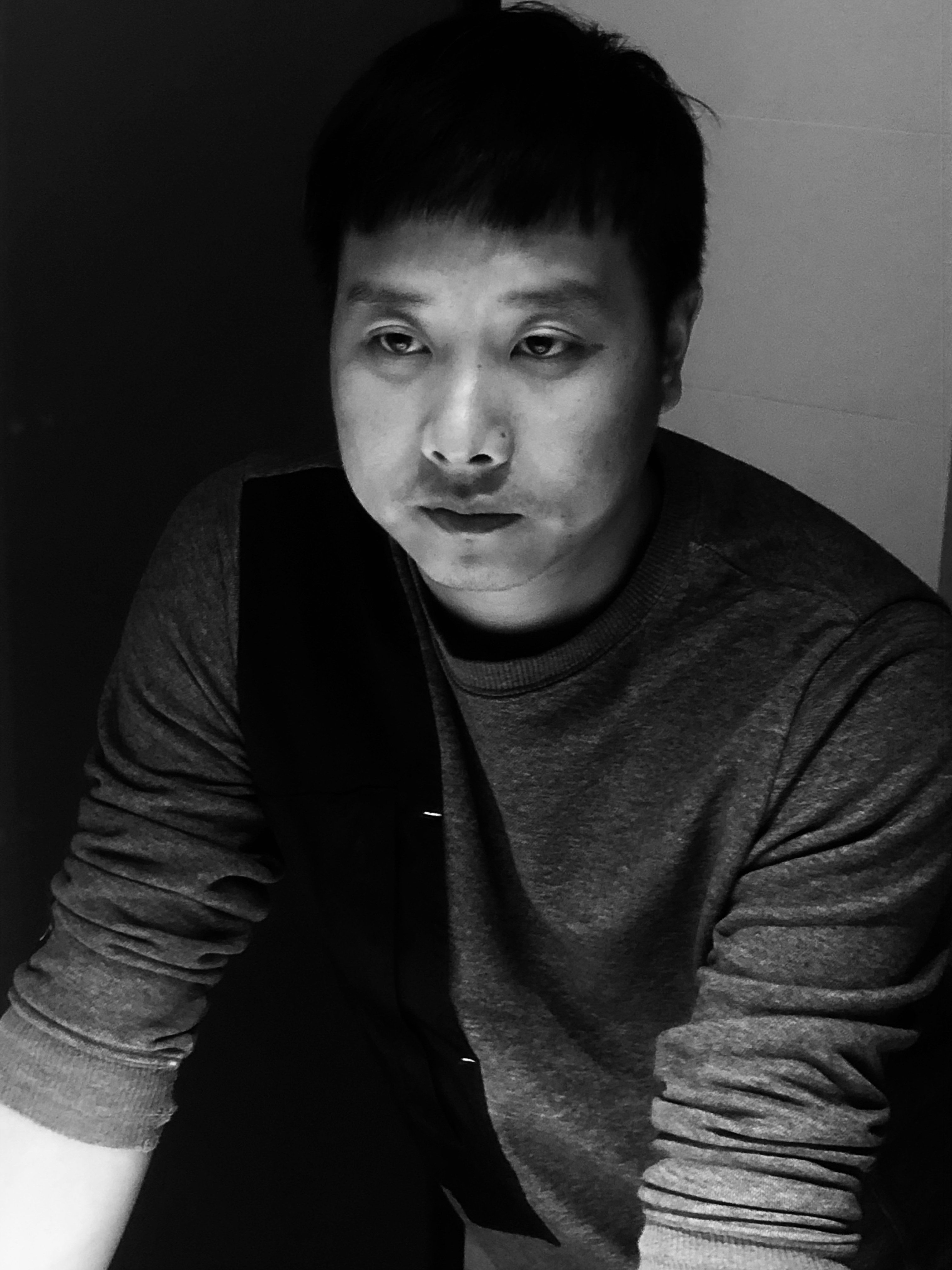 李振伟