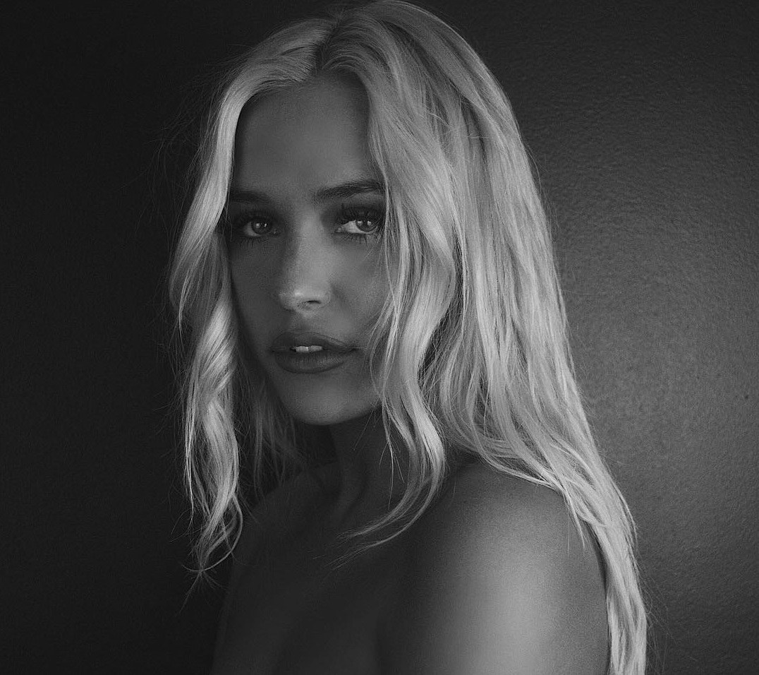 Lennon Stella